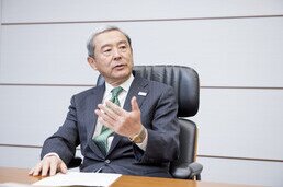 Mr. Akihiko Tamura, President and CEO of Narita International Airport, shares inspiring experiences from his distinguished career in civil aviation. 