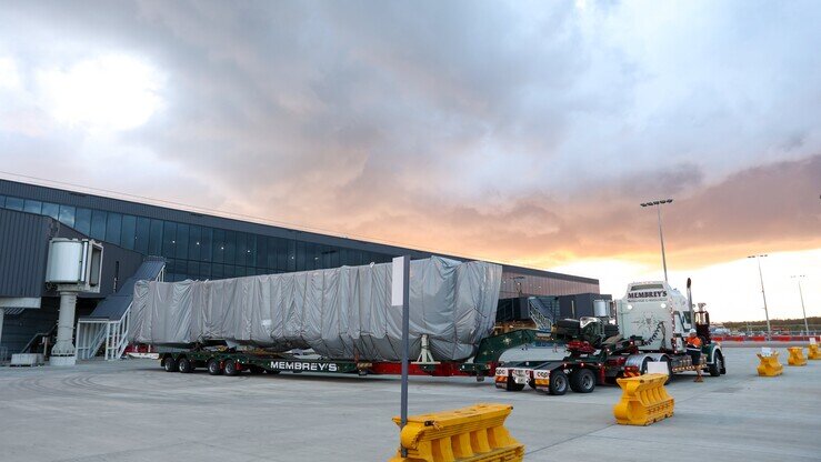 First Gold Coast Airport aerobridge arrives
