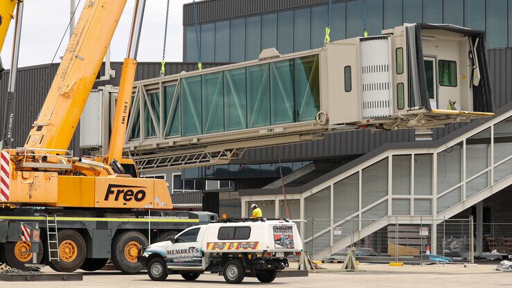 Installation of aerobridge at Gold Coast Airport