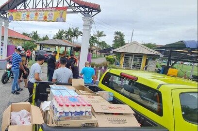 More Than 1,000 Flood Victims and Families Around Sepang Receive Food Aid, Basic Necessities And Temporary Shelter