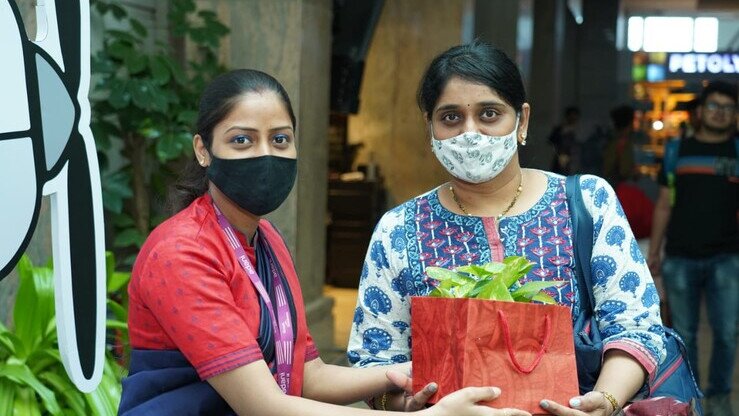Mumbai International Airport Spreads the Message of Green Living With Travellers on World Environment Day